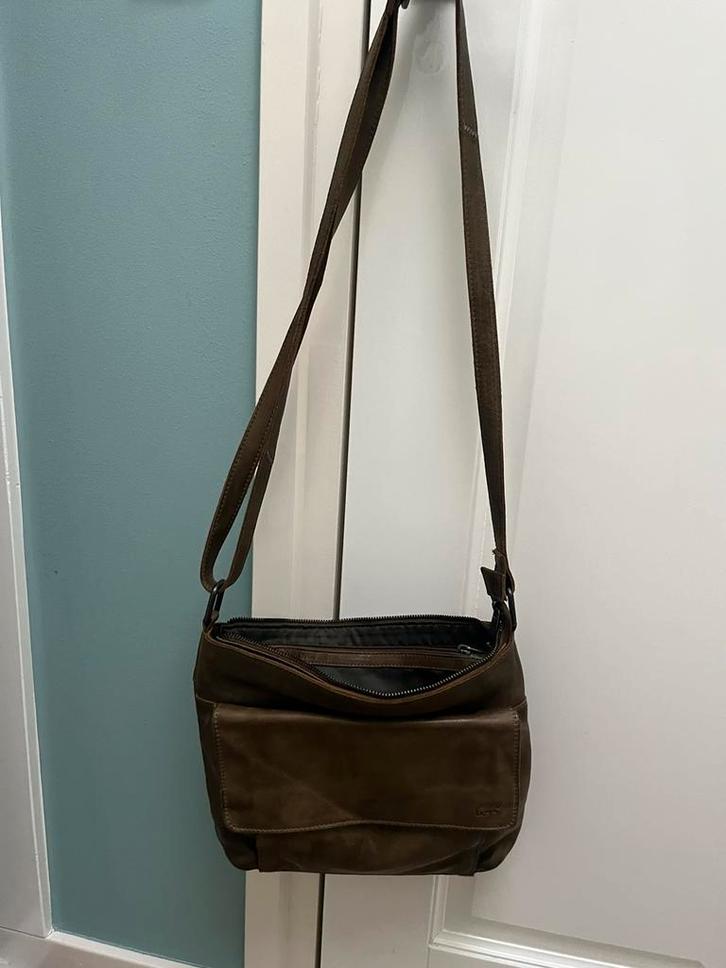 Leren olijf-groene tas van Bear- Design, Sieraden, Tassen en Uiterlijk, Tassen | Schoudertassen, Zo goed als nieuw, Overige merken