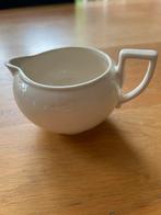 Wedgwood Traditional Plain melkkannetje puntgaaf, Huis en Inrichting, Keuken | Servies, Overige typen, Ophalen of Verzenden, Zo goed als nieuw