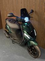 Piaggio zip 2021 British Racing Green|8500KM|ALPHA LED|45KM, Ophalen, Zo goed als nieuw, Benzine, Zip