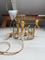Goudkleurige hanglamp met vogeltjes - babykamer, Huis en Inrichting, Lampen | Hanglampen, Ophalen, Gebruikt, Metaal, Minder dan 50 cm