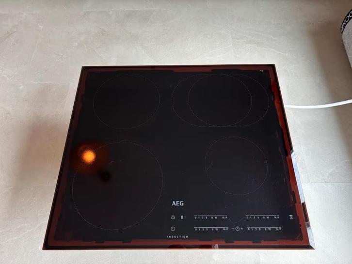 AEG IKB64411FB Inductie Kookplaat Hob2Hood, Witgoed en Apparatuur, Kookplaten, Zo goed als nieuw, Inbouw, Inductie, 4 kookzones