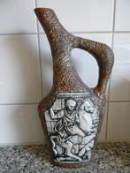 VAAS MET EEN OOR, KAN MET RELIEF, HEEL APART, ITALIAANS, Antiek en Kunst, Antiek | Vazen, Ophalen of Verzenden