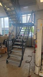 Stalen trap antraciet hoog 2.54mtr  nob109, Doe-het-zelf en Verbouw, Ladders en Trappen, Ophalen, Minder dan 2 meter