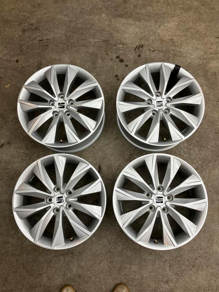 17 inch originele Seat Ateca velgen - gebruikt, Auto-onderdelen, Banden en Velgen, Velg(en), Zomerbanden, 17 inch, 215 mm, Personenwagen