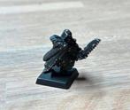 Warhammer fantasy dark elf assassin (metal), Hobby en Vrije tijd, Ophalen of Verzenden, Zo goed als nieuw, Warhammer