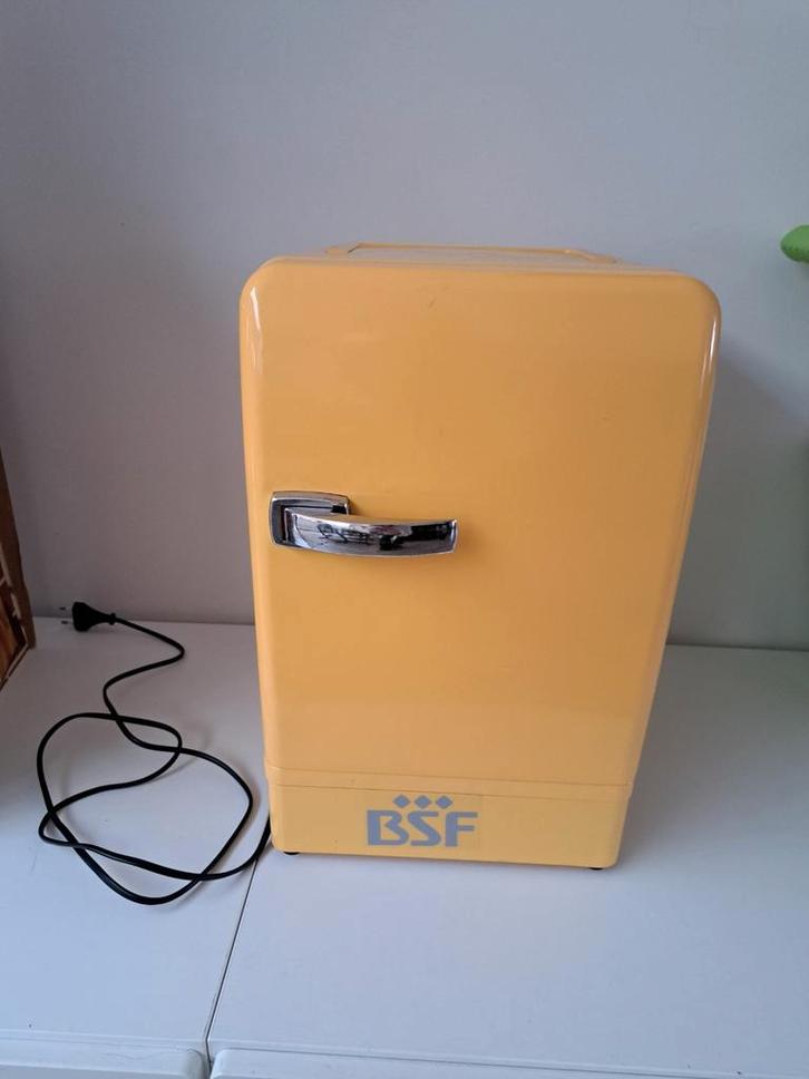 BSF gele Retro Koelkast Tafelmodel - Jaren '60/'70, Witgoed en Apparatuur, Koelkasten en IJskasten, Gebruikt, Zonder vriesvak