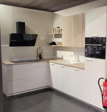 Showroomkeuken TRENT | NANCY beschikbaar voor biedingen