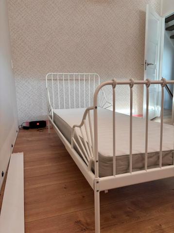 Wit metalen bedframe - Eenpersoons minnen ikea - afbeelding 4