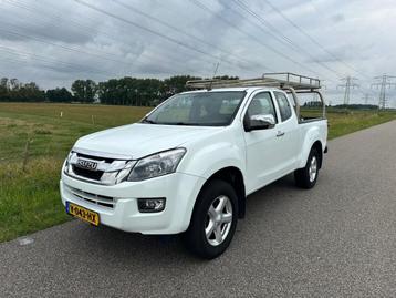 Isuzu D-Max 2.5 Extended Cab LS 4WD AIRCO | NAP ! beschikbaar voor biedingen