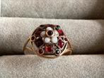 Gouden antieke ring met rozet granaat/parels, Ophalen of Verzenden, Goud