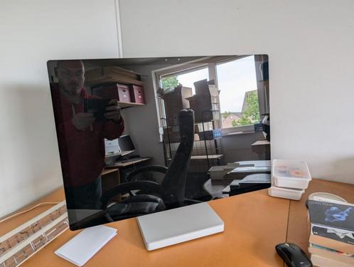 Computer Surface Studio 2, Computers en Software, Desktop Pc's, Zo goed als nieuw, 2 tot 3 Ghz, SSD, 8 GB, Met videokaart, Met monitor
