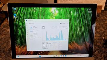 surface pro 5 i5 8gb 256GB  beschikbaar voor biedingen