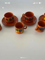Vintage Aardewerk Kopjes en Schotels fat lava stijl 9 stuks, Ophalen of Verzenden, Zo goed als nieuw, Overige stijlen, Kop(pen) en/of Schotel(s)
