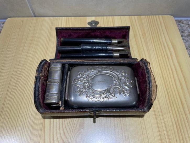 Antieke krultang set in foudraal., Antiek en Kunst, Antiek | Overige Antiek, Ophalen of Verzenden