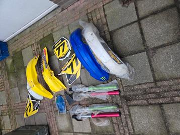 Partij onderdelen motorcross parts  beschikbaar voor biedingen