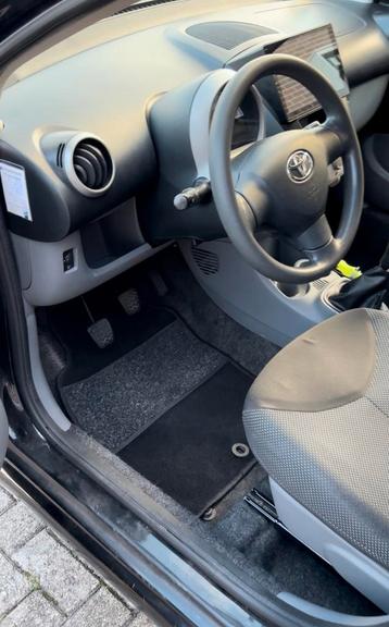 Auto interieur reiniging beschikbaar voor biedingen