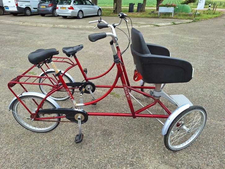3 persoons fiets  invalide fiets, Fietsen en Brommers, Fietsen | Driewielfietsen, Gebruikt, Ophalen