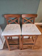 Bartafel leksvik met 2 barkrukken ingolf ikea hout, Kinderen en Baby's, Ophalen, Gebruikt, Tafel(s) en Stoel(en)