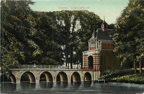 (381-258-019) Hoorn Oosterpoort, Verzamelen, Ansichtkaarten | Nederland, Noord-Holland, Verzenden