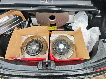 340mm set AMG 2-delige Remschijven (SLK 55 AMG) beschikbaar voor biedingen