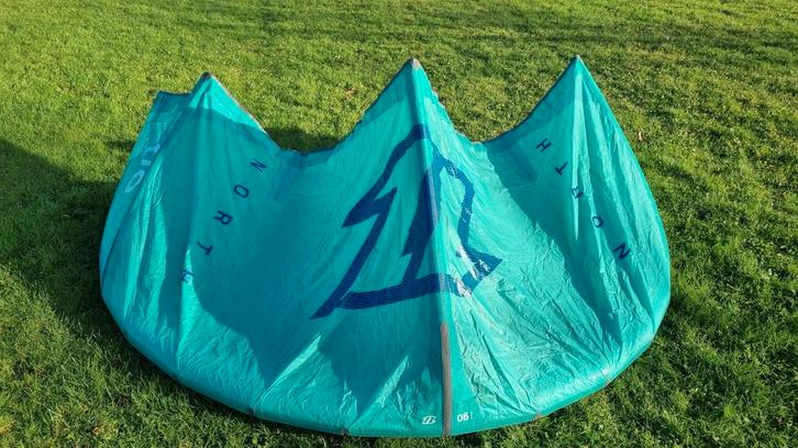 North Carve 06M Kite - Perfecte staat!, Watersport en Boten, Kitesurfen, Zo goed als nieuw, Kite, 6 m², Ophalen of Verzenden