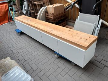 Mooie 3m lange dressoir kast gemaakt van IKEA Besta kasten beschikbaar voor biedingen