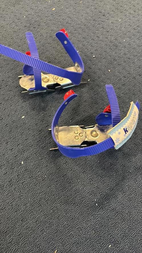 GEBRUIKT! Ksport glij ijzers verstelbaar 15,5 / 20 cm €13,99, Sport en Fitness, Schaatsen, Gebruikt, Overige typen, Overige merken