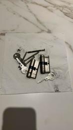 Cilinderslot 6cm - 2 stuks + 3 sleutels, Doe-het-zelf en Verbouw, Ophalen, Gebruikt, IJzer, Slot