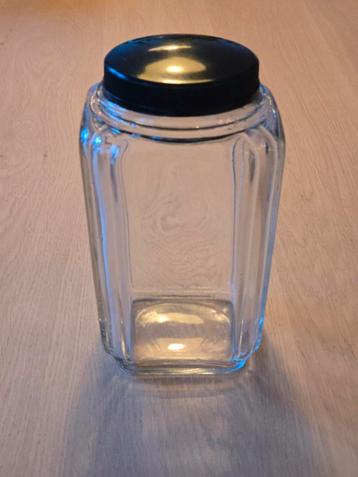 Antieke Franse Art Deco Snoeppot MASSÉNA met bakeliete dop beschikbaar voor biedingen