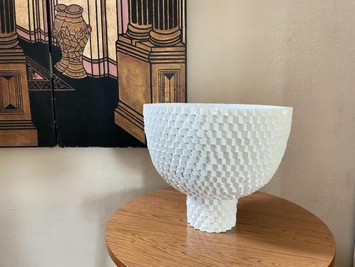 Gigantische Witte geometrische modernist Plantenbak Hars 90s, Tuin en Terras, Bloembakken en Plantenbakken, Gebruikt, Kunststof