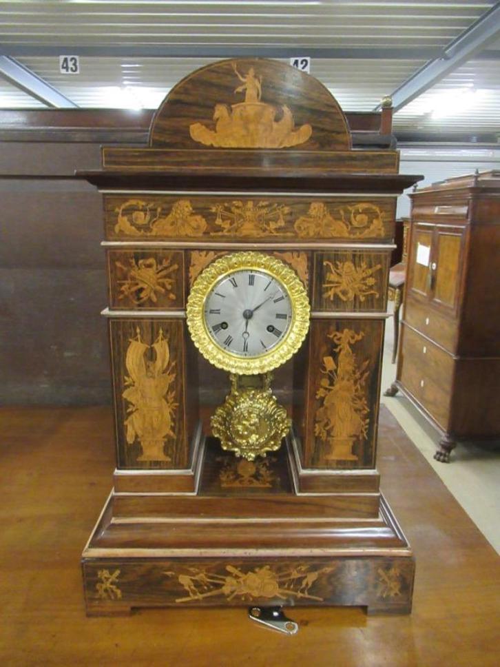Oer 10370 ANTIEK portaalklok "Arc de Triomphe" met inlegwerk, Antiek en Kunst, Antiek | Klokken, Ophalen