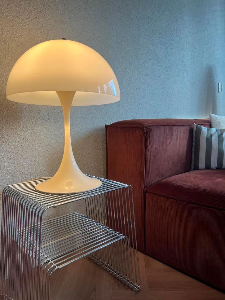 Louis Poulsen | Panthella mini lamp, Huis en Inrichting, Lampen | Tafellampen, Gebruikt, Minder dan 50 cm, Kunststof, Ophalen of Verzenden