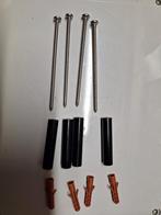 Roestvrijstalen schroeven met afstandsbusjes, Ophalen, Schroeven