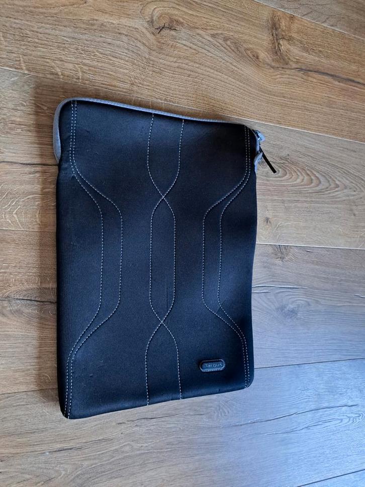 Targus Laptop Sleeve 14.1 inch, Computers en Software, Laptophoezen, Gebruikt, 14 inch, Ophalen of Verzenden