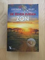 De Zeven Zussen - Zon - Lucinda Riley, Lucinda Riley, Ophalen of Verzenden, Zo goed als nieuw, Nederland