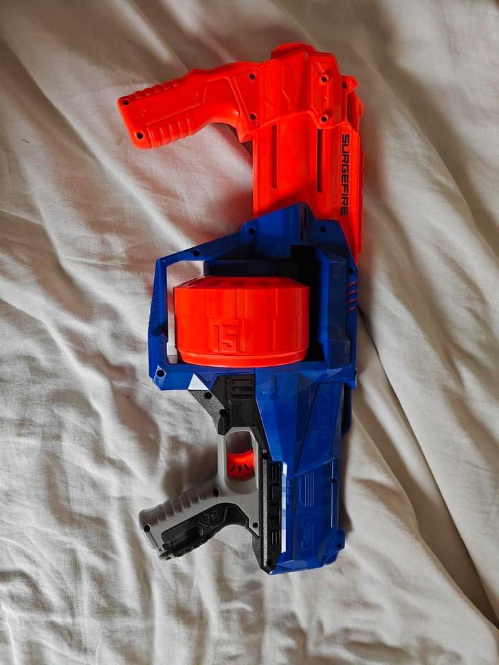 Nerf Surgefire met GRATIS KOGELS, Kinderen en Baby's, Speelgoed | Overig, Gebruikt, Jongen of Meisje, Ophalen of Verzenden