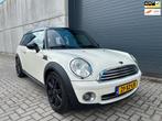 Mini Clubman 1.6i Cooper Chili PANO XENON NAP AIRCO, Voorwielaandrijving, Gebruikt, 4 cilinders, 4 stoelen