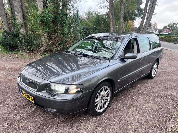 Volvo V70 2.4 D5 Geartronic Comfort Line, Auto's, Volvo, Bedrijf, Te koop, V70, Diesel, Euro 3, F, Stationwagon, Automaat, Geïmporteerd