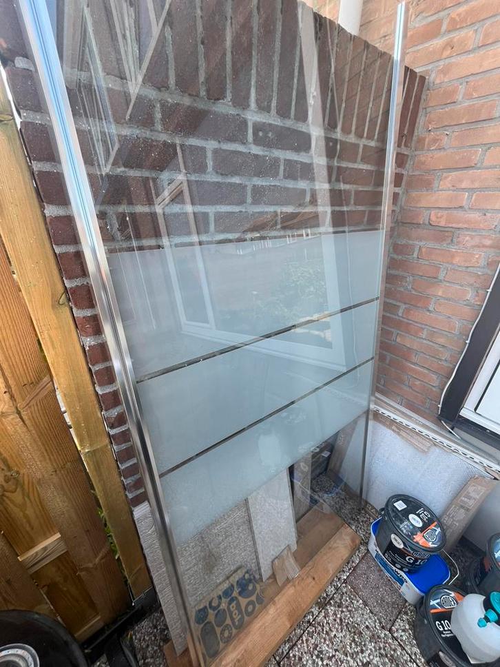Nieuw douchewand, Huis en Inrichting, Badkamer | Badkamermeubels, Zo goed als nieuw, Overige typen, 150 tot 200 cm, 50 tot 100 cm