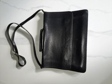 Lederen Laptoptas / Aktetas beschikbaar voor biedingen