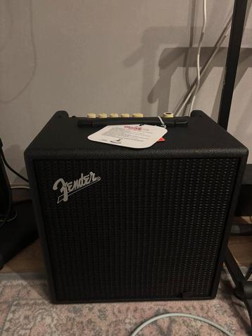 Fender Rumble LT25 basversterker beschikbaar voor biedingen