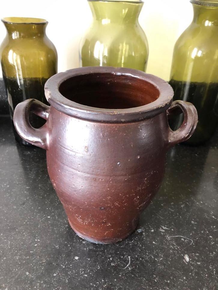 Oude aardewerk pot met oren, Antiek en Kunst, Antiek | Keramiek en Aardewerk, Verzenden