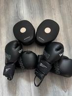 Vechtsport set: Bokshandschoenen & Pads, Ophalen of Verzenden, Zo goed als nieuw, Overige, Vechtsportbescherming