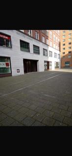 te huur parkeerplaats Laan op Zuid (Kop van Zuid) dichtbij E, Huizen en Kamers, Garages en Parkeerplaatsen, Rotterdam