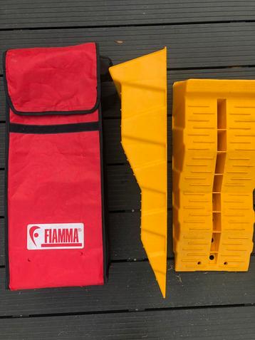 Fiamma Jumbo level up oprijblokken levellers goede staat beschikbaar voor biedingen