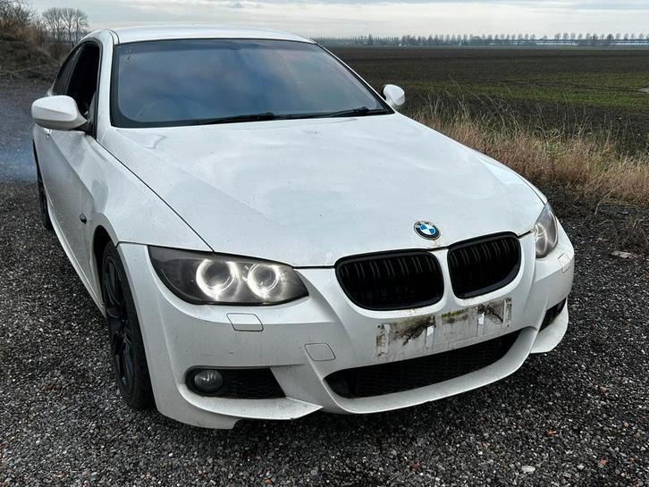 BMW E92 E93 LCI ONDERDELEN, Auto-onderdelen, Carrosserie en Plaatwerk, Bumper, BMW, Links, Nieuw, Ophalen
