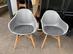 2 grijze kuip stoelen van Ikea, Ophalen, Zo goed als nieuw, Grijs, Twee
