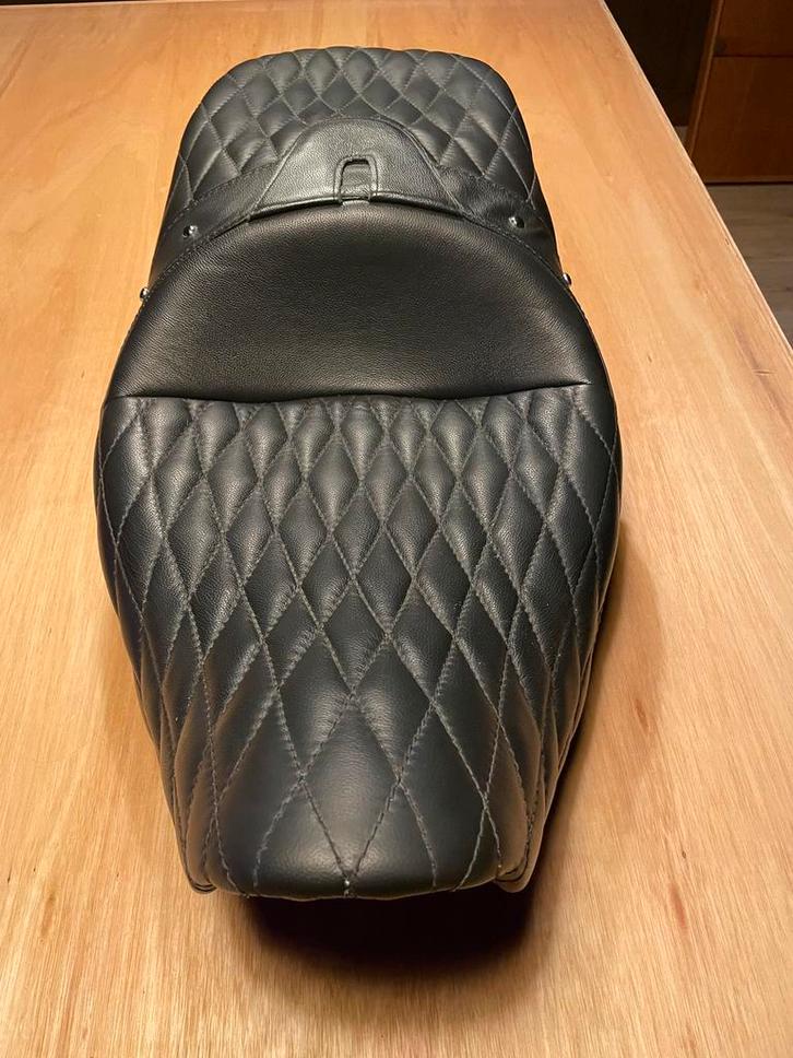 Te koop corbin zadel, Motoren, Accessoires | Overige, Zo goed als nieuw, Ophalen of Verzenden