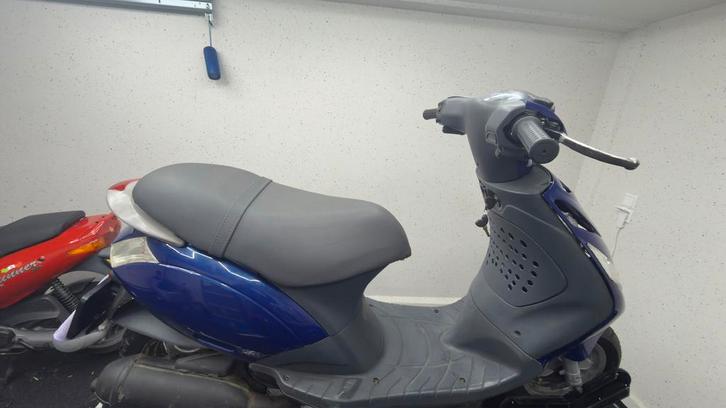 Piaggio Zip A1 172cc LC, Fietsen en Brommers, Scooters | Piaggio, Zo goed als nieuw, Zip, Benzine, Ophalen