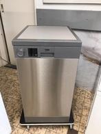 Te koop Beko RvS Vaatwasser 45 cm breed in zeer goed staat, Gebruikt, Voorspoelprogramma, Ophalen of Verzenden, Minder dan 45 cm